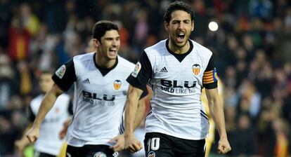 Parejo celebra el segundo gol del Valencia. 