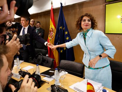 La ministra de Hacienda, María Jesús Montero, antes de presidir el Consejo de Política Fiscal y Financiera (CPFF), este lunes en Madrid.