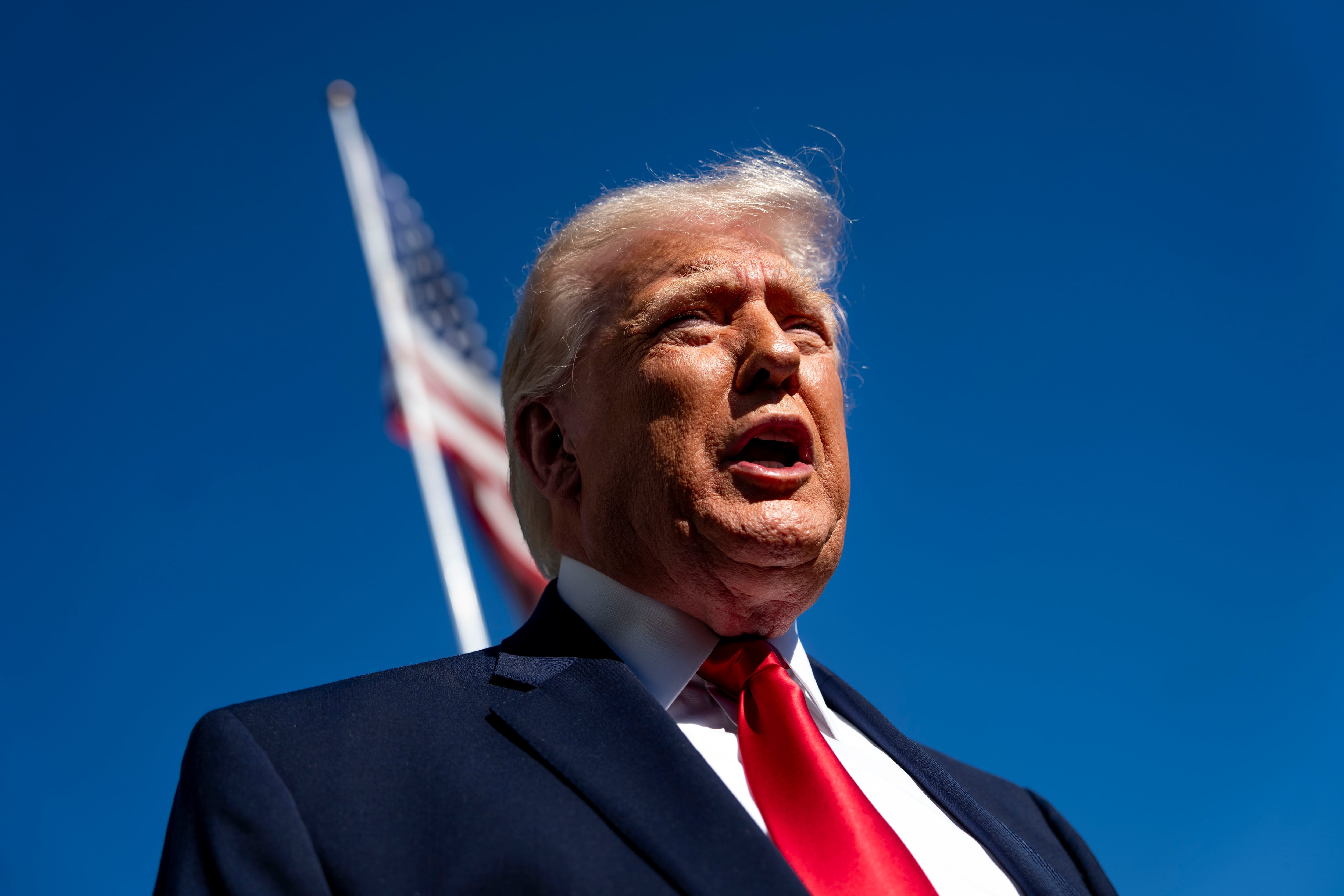 Última hora de la guerra de Estados Unidos e Israel contra Irán, en directo | Trump anuncia que EE UU bloqueará todos los buques que intenten cruzar Ormuz tras la interrupción de las negociaciones