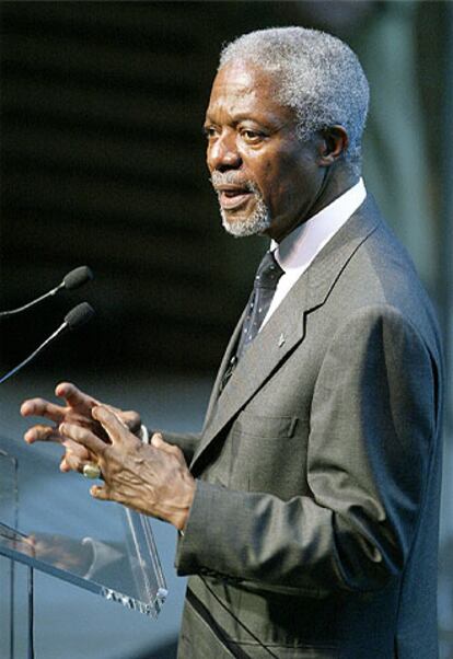 El secretario general de la ONU, Kofi Annan, en un discurso ante empresarios de todo el mundo.