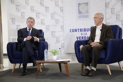 expresidente Juan Manuel Santos habla ante la Comisión de la Verdad