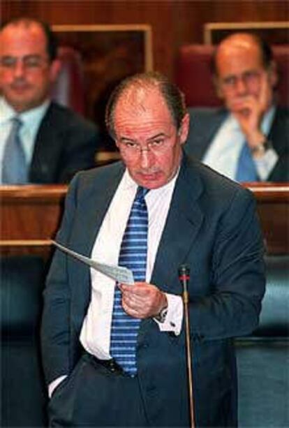 Rodrigo Rato, durante una intervención ayer en el Congreso.