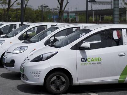 Flota de coches eléctricos de alquiler en Shanghái.