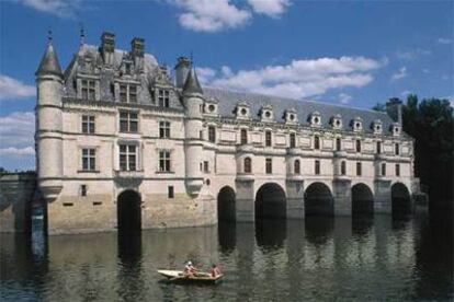 El atractivo del valle del Loira y sus castillos (en la foto, el de Chenonceau) han convertido esta región en el tercer destino turístico más visitado de Francia, detrás de París y la Costa Azul.
