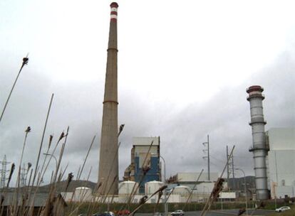 Instalaciones de la central térmica de Sabón en Arteixo.