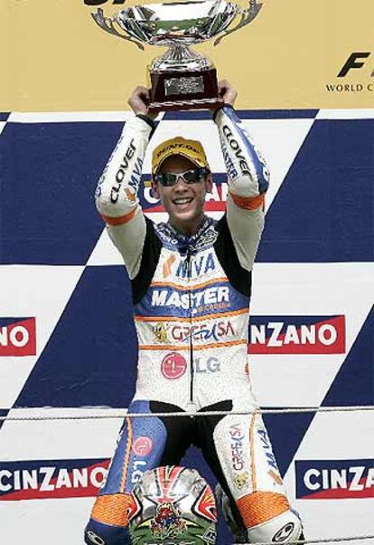 Bautista, ayer en el podio.