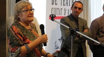 La escritora Isabel-Clara Sim&oacute; presentado su obra ganadora del &uacute;ltimo premio de Teatre Ciutat d&#039;Alcoi
