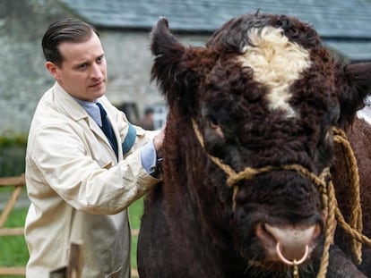 Nicholas Ralph, James Herriot en 'Todas las criaturas grandes y pequeñas'.