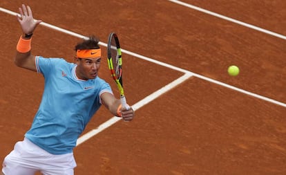 Rafa Nadal durante el partido contra Leo Mayer.