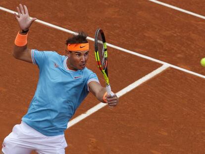 Rafa Nadal durante el partido contra Leo Mayer.