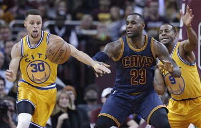 Stephen Curry y LeBron James.