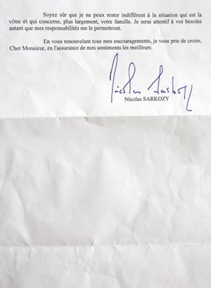 Carta con la que respondió el presidente francés al joven.