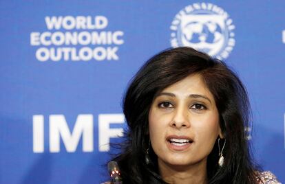 Gita Gopinath, economista jefa del Fondo, en Santiago de Chile en 2019.