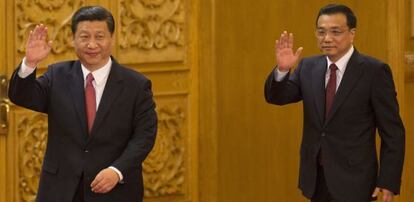 Xi Jinping y Li Keqiang, tras ascender el jueves a números uno y dos, respectivamente, del Partido Comunista Chino.