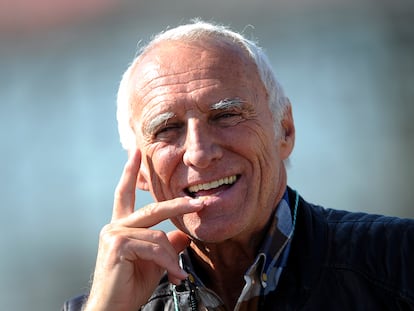 Dietrich Mateschitz, CEO de RedBull, asiste a las pruebas de pretemporada de Fórmula Uno el 9 de mayo de 2017 en Barcelona, ​​España.