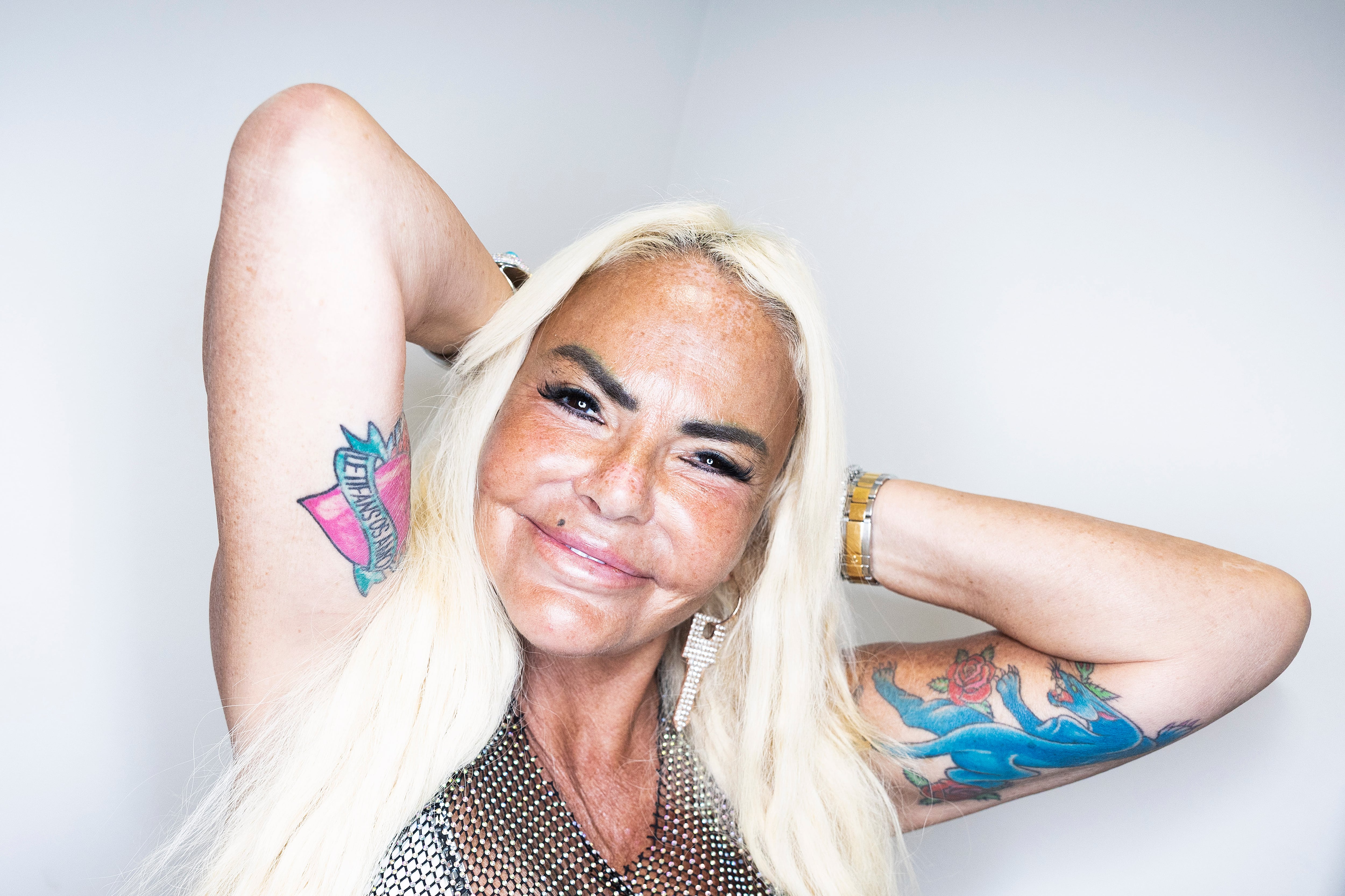 Leticia Sabater visita la redacción de EL PAÍS en Madrid, donde habla de su nuevo villancico, 'La conejita de Papá Noel', y de los proyectos por delante.