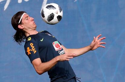 El jugador brasileño Filipe Luis en un entrenamiento. 