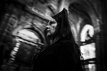 Procesión del Santo Entierro en la Catedral de Ourense. Ourense, 19/04/19. 