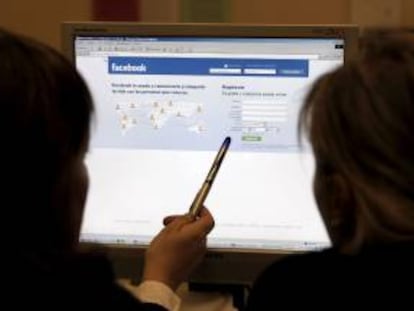 Facebook experimentó también un aumento de los ingresos del 53 % con respecto al segundo trimestre de 2012, hasta los 1.813 millones de dólares. EFE/Archivo