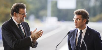 Rajoy y Feij&oacute;o, durante un acto en Palas de Rei (Lugo).