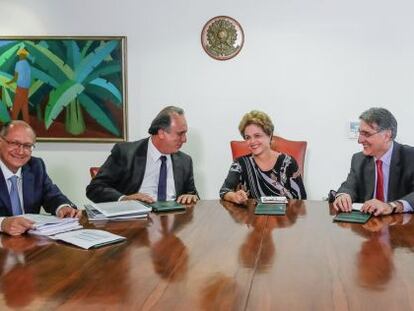 Dilma durante a reunião com governadores do sudeste no dia 14 de julho.