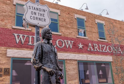 Ron Adamson's Jackson Browne statue on a corner of Winslow.