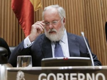 El ministro de Agricultura, Alimentación y Medio Ambiente, Miguel Arias Cañete, ayer en el Congreso.