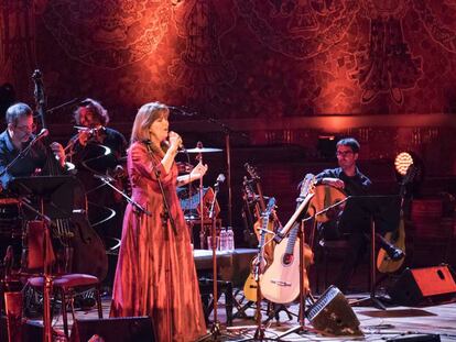 Maria del Mar Bonet, durante su actuación con la que se abrió el 14º Festival Mas i Mas en el Palau de la Música de Barcelona.