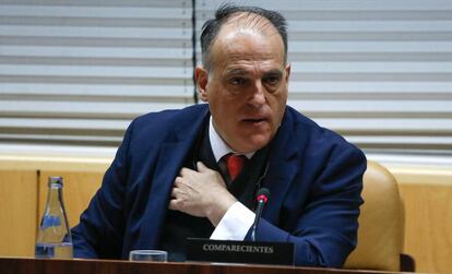 Javier Tebas, presidente de la Liga Profesional de Futbol, hoy, en la comisi&oacute;n de investigaci&oacute;n de la corrupci&oacute;n de la Asamblea de Madrid.