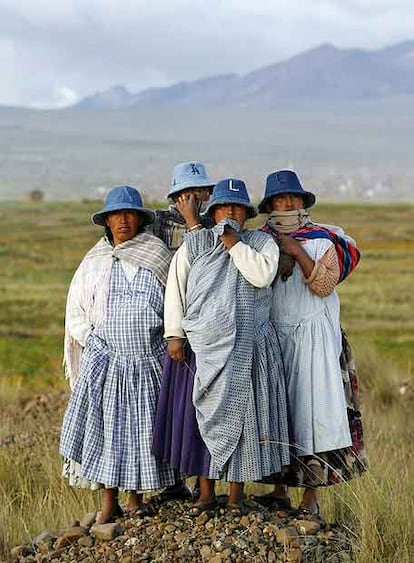 Grupo de mujeres en Keluyo (Bolivia).