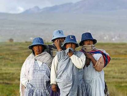 Grupo de mujeres en Keluyo (Bolivia).