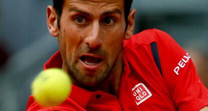 Djokovic, durante el partido contra Bautista.