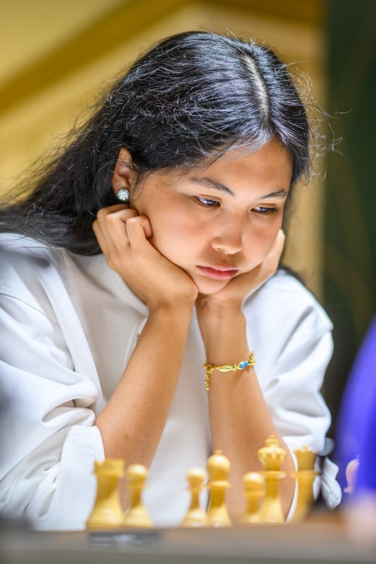 Assaubáyeva, este martes durante la penúltima ronda