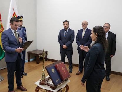 Renuncia la presidenta de la petrolera estatal boliviana a menos de un mes de asumir
