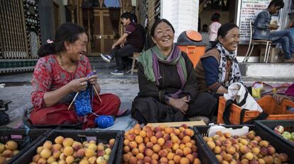 Vendedoras callejeras en Ladakh, India.