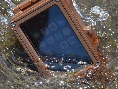 Lleva tu iPhone a las profundidades con la funda Thanko 100m Waterproof