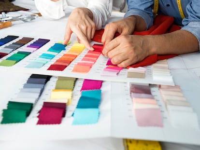 Laura Opazo charla sobre los colores en la moda con...