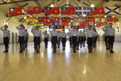 Cadetes de la Policía Montada de Canadá en la academia de la institución, conocida como Depot, en la localidad canadiense de Regina.