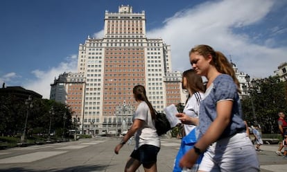 The Edificio España looks over Plaza España, in downtown Madrid.