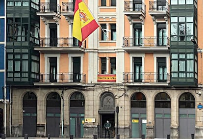 Cuartel de la Guardia Civil de La Salve (Bilbao).