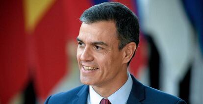 El presidente en funciones de España, Pedro Sánchez, a su llegada a la cumbre informal de jefes de Estado y de Gobierno de la Unión Europea (UE), este martes en Bruselas (Bélgica). 