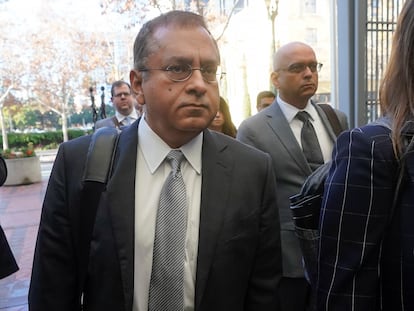 Ramesh "Sunny" Balwani, the former lover and business partner of Theranos CEO Elizabeth Holmes, arrives at federal court in San Jose, Calif., Dec. 7, 2022.