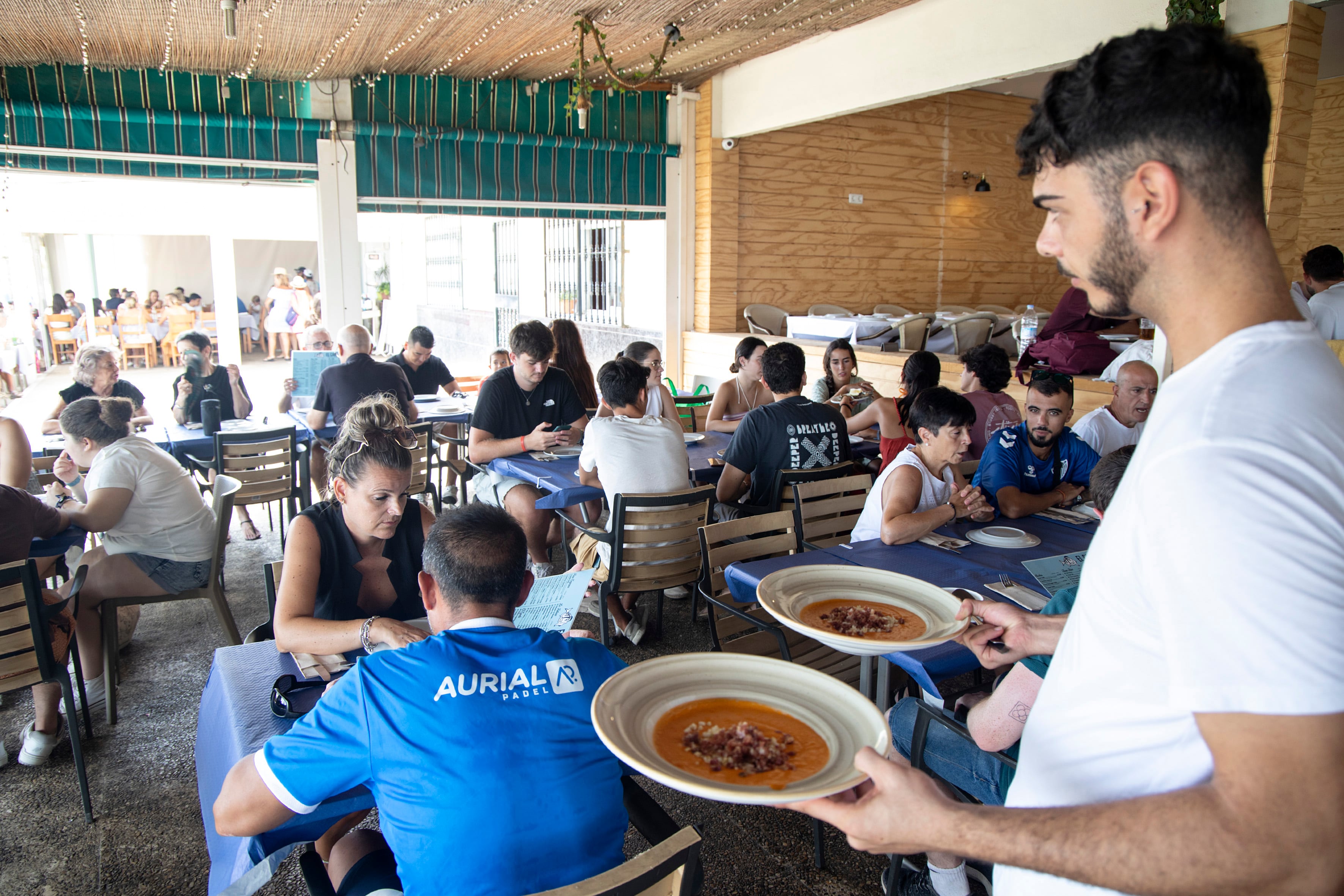 La carestía del alquiler dinamita la búsqueda de personal para el turismo