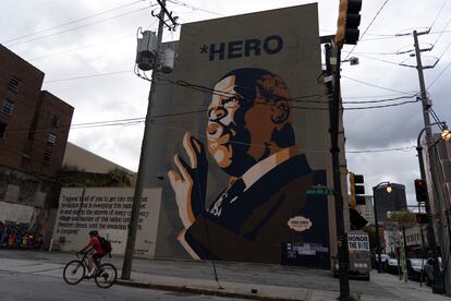 Mural en honor a John Lewis, inaugurado por él mismo meses antes de su muerte.