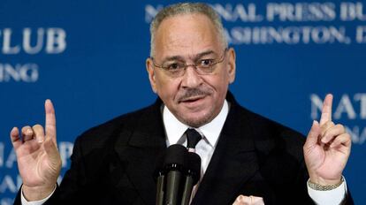 Jeremiah Wright durante una intervención en la que volvió a defender y justificar su posición radical.
