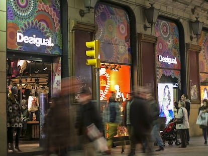 Botiga de Desigual a la Rambla de Barcelona.