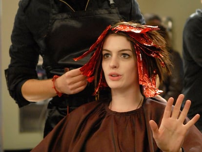 Anne Hathaway peluquera