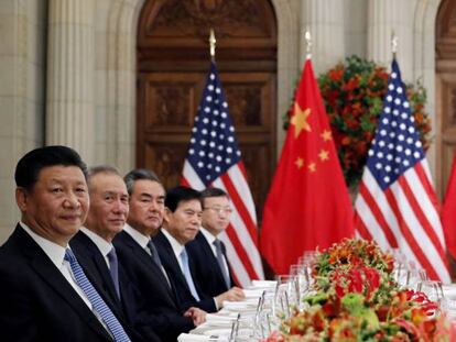 El presidente chino, Xi Jinping, y su homólogo estadounidense, Donald Trump, durante la reunión que mantuvieron en el G20, en Buenos Aires.