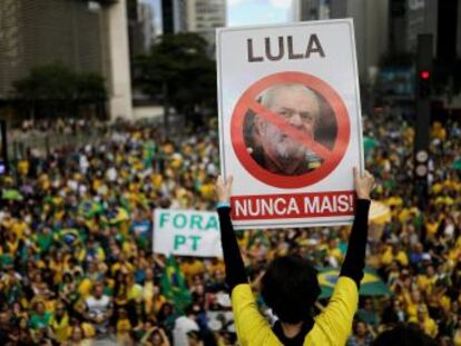 El rechazo al partido de Lula se asienta en el anticomunismo y la corrupción. Haddad es rechazado por el 52% del electorado, ocho puntos más que Bolsonaro