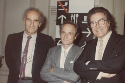 De izquierda a derecha, Eduardo Chillida, Antonio López y Antoni Tàpies.